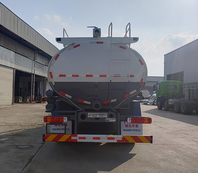 荣骏达牌HHX5185GXWZ6型吸污车
