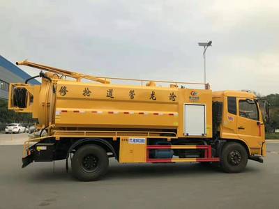 东风天锦市政高压清洗吸污车联合疏通厂家现车